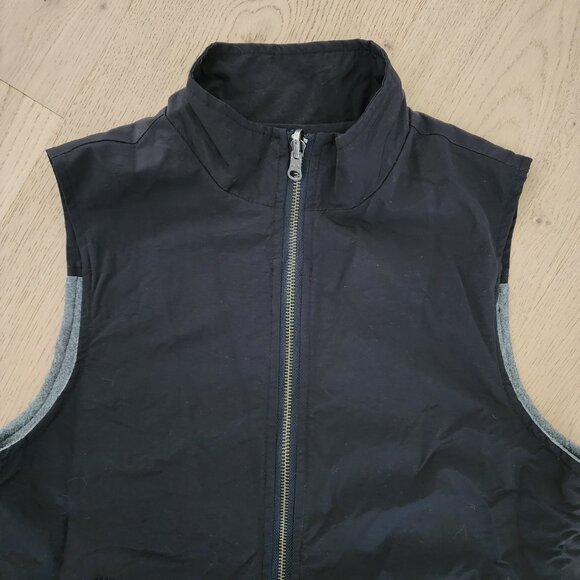 Women's Roots Black and Gray reversible Vest - Picture 2 of 11